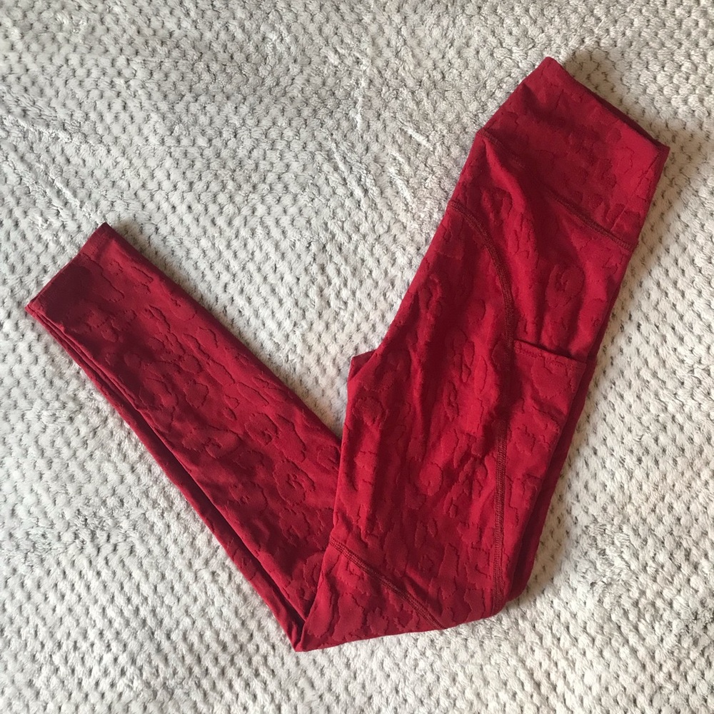 Twenty Montreal Red animal print 3D pocket high waisted jacquard leggings Small